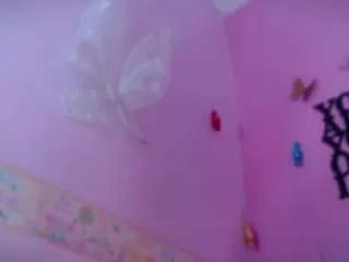 Lilapinky from CamSoda