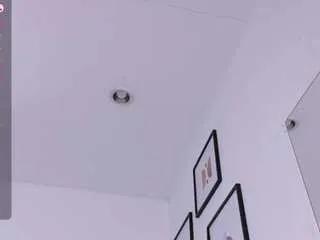 Lilisantos from CamSoda