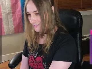 Luluvaladon from CamSoda