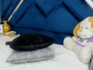 Natalieevansx69 from CamSoda