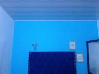 Nnocent-sexy-lady from CamSoda