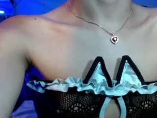 Sarahh-sophia from CamSoda