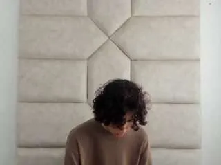 Scaarlett-22 from CamSoda