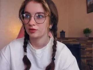 Synnegrindle from CamSoda