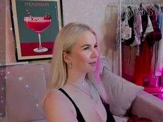 Tasty-booty from CamSoda