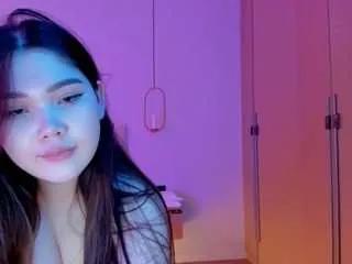 Yummym from CamSoda