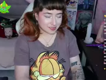 111lucygrim111 from Chaturbate