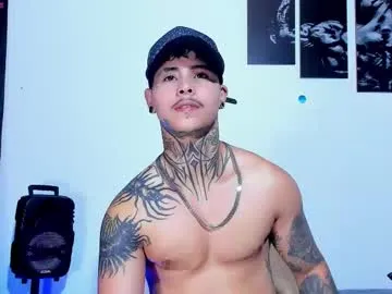 777_stefantransmen from Chaturbate