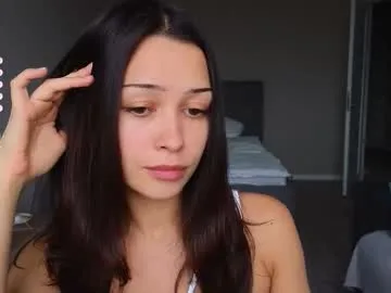 A_p_p_l_e from Chaturbate