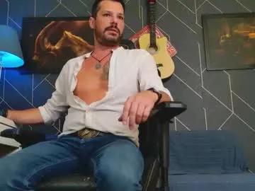 Aaronbomer from Chaturbate