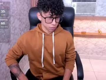 Akazaboy from Chaturbate