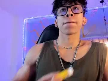 Akazaboy from Chaturbate