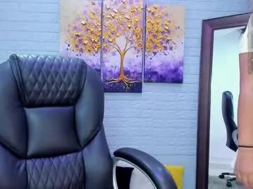 Alaiasmile_ from Chaturbate