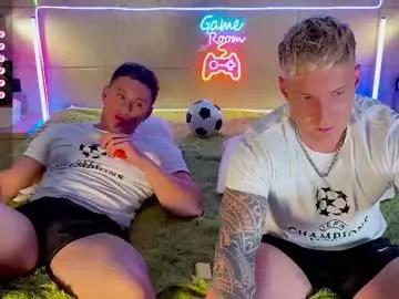 Alltimehorny19 from Chaturbate