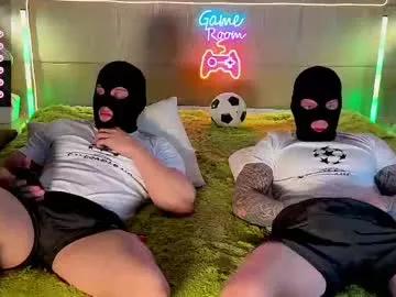 Alltimehorny19 from Chaturbate