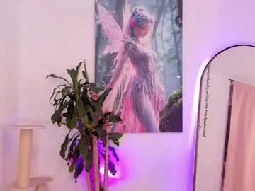 Aquariaafairy_ from Chaturbate