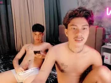 Asiancum_peter from Chaturbate