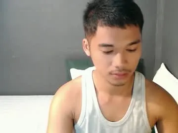 Asianhunk_jamesx from Chaturbate