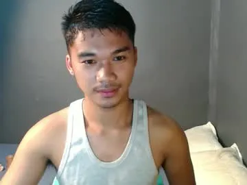 Asianhunk_jamesx from Chaturbate