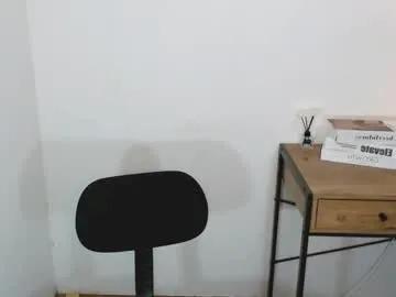 Ava_lux from Chaturbate