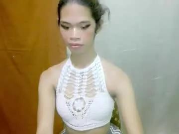 Avacadaxcx from Chaturbate