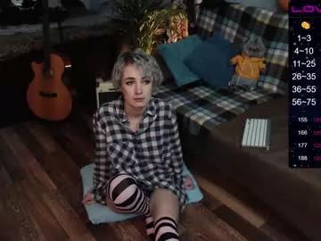Bananya_kitty from Chaturbate