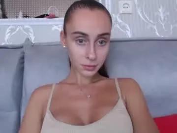 Barbie_giirls_ from Chaturbate
