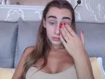 Barbie_giirls_ from Chaturbate