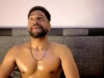 Bbcblackhot33 from Chaturbate