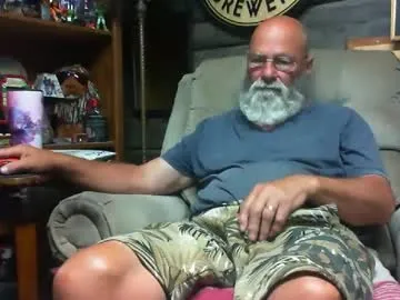 Bbwlvr16 from Chaturbate