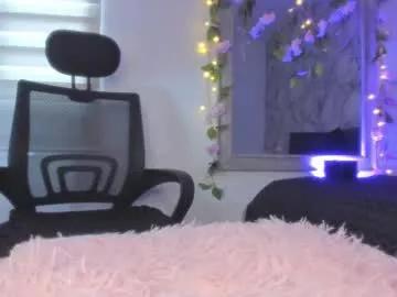 Bella_desi from Chaturbate