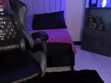 Bellalesh from Chaturbate