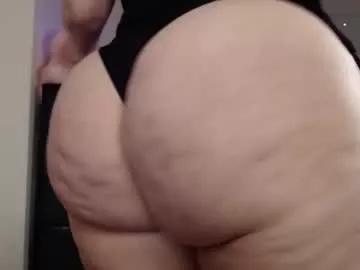 Bellamonroee from Chaturbate