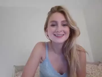 Bellaryderr from Chaturbate