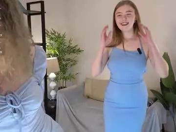 Berry_bloom from Chaturbate