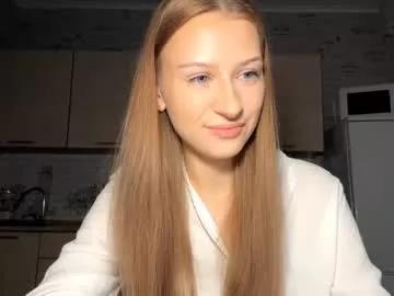 Bloody_petal from Chaturbate