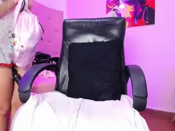 Bunnyebony1 from Chaturbate