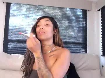 Butterflybootyy from Chaturbate