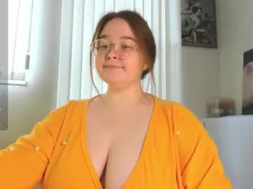 Debbiewood from Chaturbate