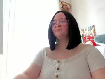 Debbiewood from Chaturbate