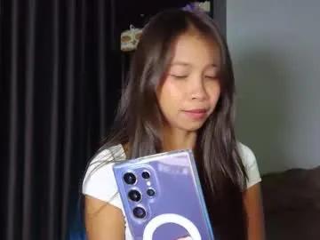 Deedeedoll from Chaturbate
