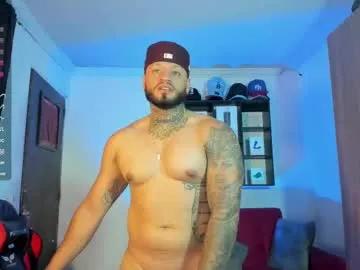 Dereckgreen from Chaturbate