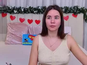 Ellaander from Chaturbate