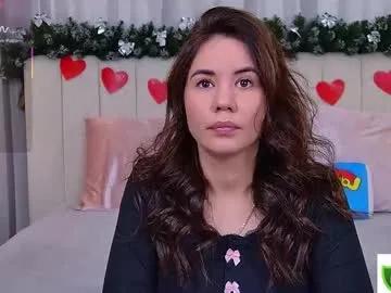 Ellaander from Chaturbate