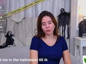 Ellaander from Chaturbate