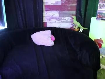 Elle4you from Chaturbate