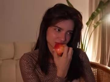 Ellelure_ from Chaturbate