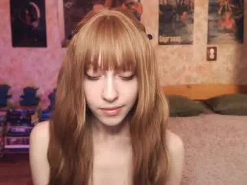 Ellie_friendly from Chaturbate