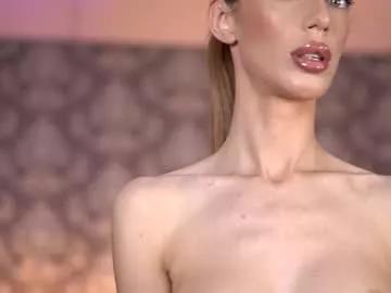 Ellieredd from Chaturbate