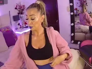 Evelynagrey from Chaturbate